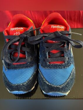 Reebok Toddlers Navy & Blue Sneakers with Red Accents